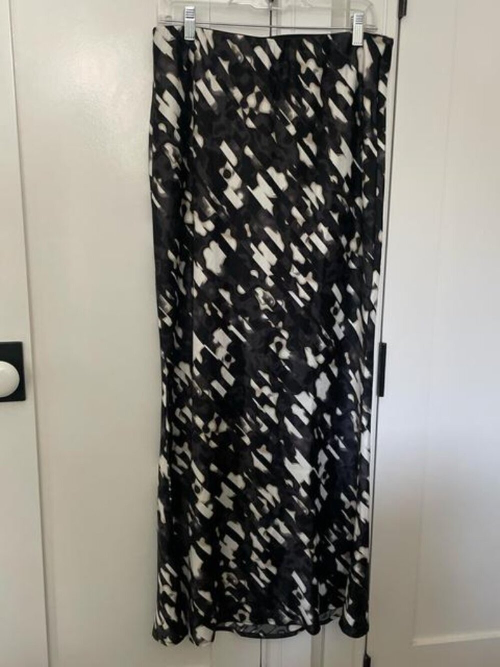 Black and white long skirt